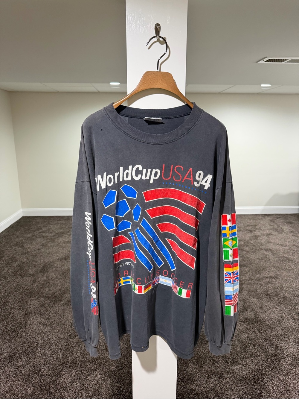 Vintage 1994 USA World Cup Faded Distressed LS T-Shirt